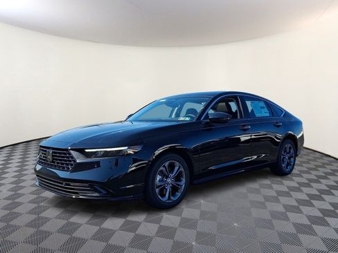 New 2026 Honda Accord EX-L image 2