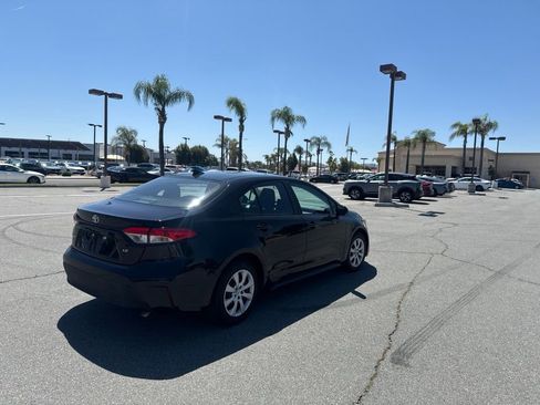 Used 2024 Toyota Corolla LE FWD image 8