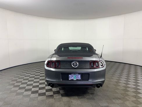 Used 2014 Ford Mustang Premium image 8