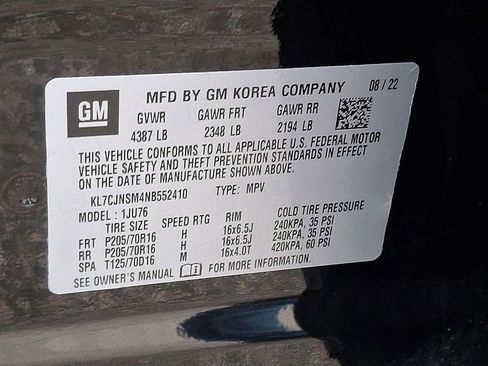 Used 2022 Chevrolet Trax LS w/ Tint and Cruise Package image 28