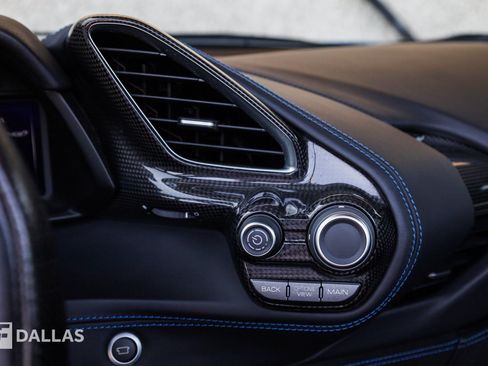 Used 2018 Ferrari 488 Spider RWD image 30