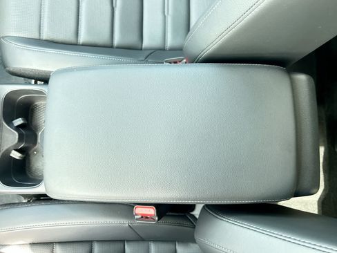 Used 2025 Honda CR-V EX-L image 21