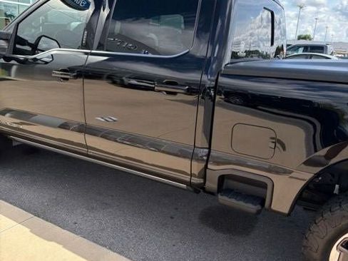 Used 2024 Ford F350 King Ranch AWD/4WD image 12