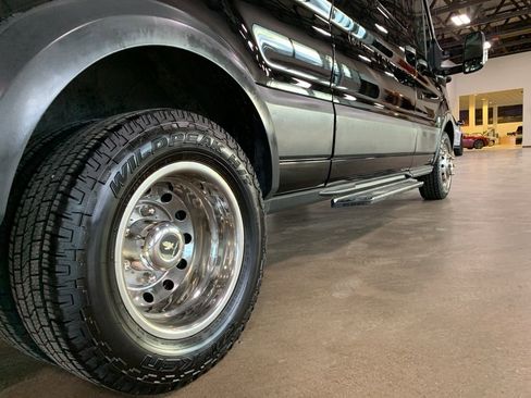 Used 2016 Ford Transit 350 XL image 9