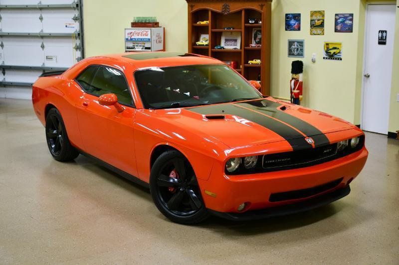 Used 2010 Dodge Challenger SRT8 w/ SRT Option Group II RWD image 2