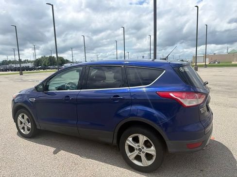 Used 2016 Ford Escape SE FWD image 13