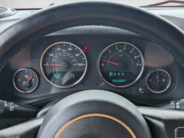 Used 2015 Jeep Wrangler Unlimited Sahara AWD/4WD image 11