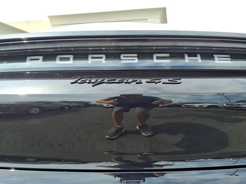 Used 2020 Porsche Taycan 4S AWD/4WD image 11