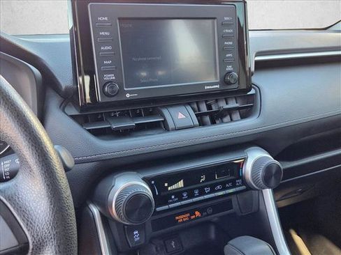 Certified 2022 Toyota RAV4 LE image 13