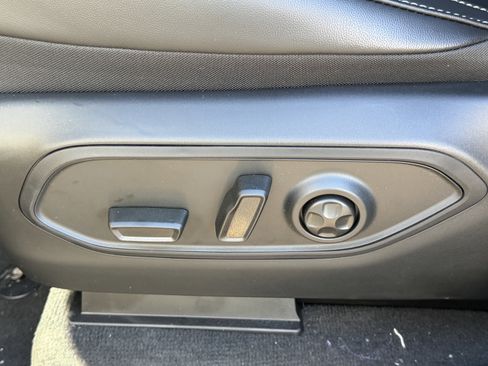 New 2026 Jeep Grand Cherokee Limited w/ Limited Altitude Package RWD image 20