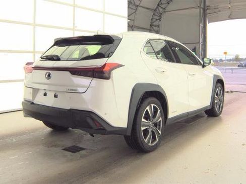 Used 2020 Lexus UX 250h w/ Accessory Package 2 AWD/4WD image 2