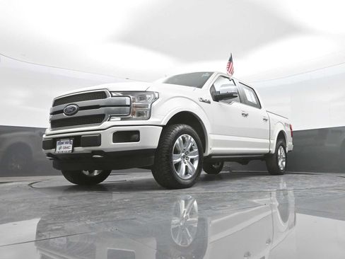 Used 2018 Ford F150 Platinum w/ Equipment Group 701A Luxury AWD/4WD image 38