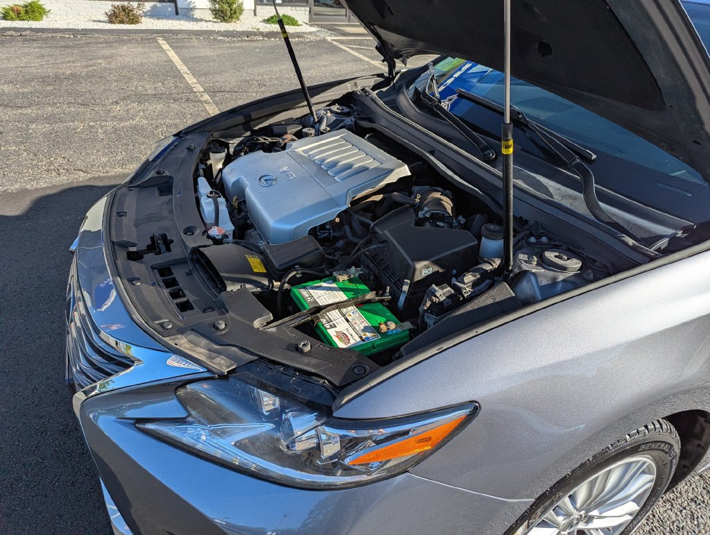 Used 2016 Lexus ES 350 w/ Premium Package w/Wood Trim FWD image 49