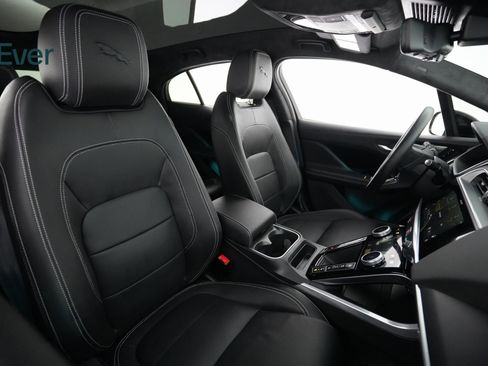 Used 2024 Jaguar I-PACE R-Dynamic HSE image 8