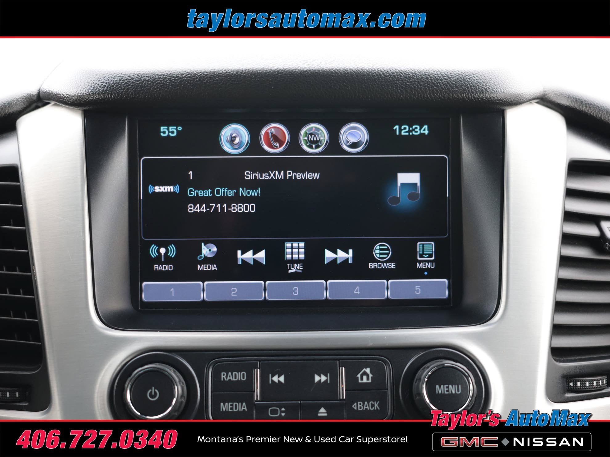 Used 2019 GMC Yukon SLT w/ HD Trailering Package AWD/4WD image 12