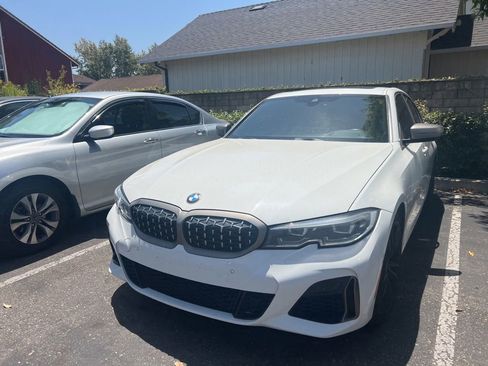 Used 2022 BMW M340i w/ Premium Package RWD image 3