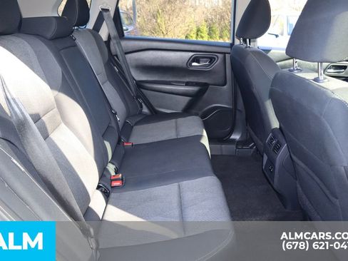 Used 2024 Nissan Rogue SV image 23