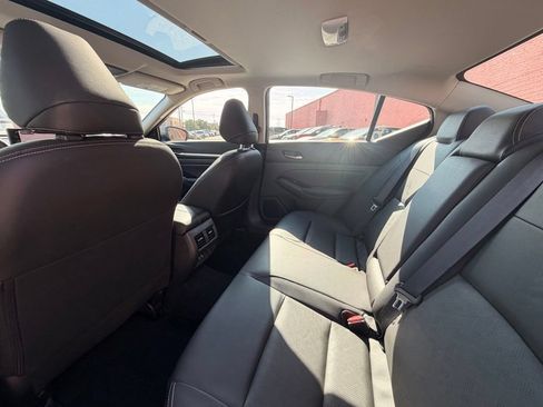 Certified 2025 Nissan Altima 2.5 SL FWD image 17