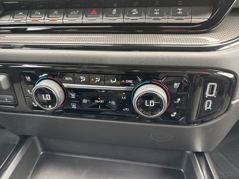 New 2026 Chevrolet Silverado 1500 ZR2 AWD/4WD image 24