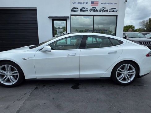 Used 2014 Tesla Model S 85 image 4