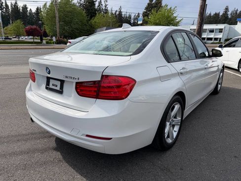 Used 2014 BMW 328d xDrive Sedan AWD/4WD image 9