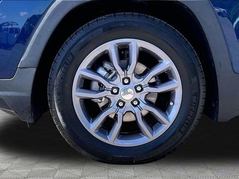 Used 2023 GMC Terrain SLT w/ LPO, Floor Liner Package FWD image 21