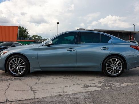 Used 2018 INFINITI Q50 Luxe w/ Cargo Package (L95) RWD image 4