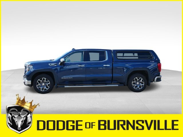 Used 2022 GMC Sierra 1500 SLT w/ SLT Premium Plus Package AWD/4WD image 4