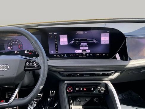 New 2026 Audi SQ5 Prestige AWD/4WD image 6