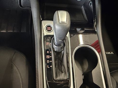 Used 2023 Nissan Altima 2.5 SV FWD image 21