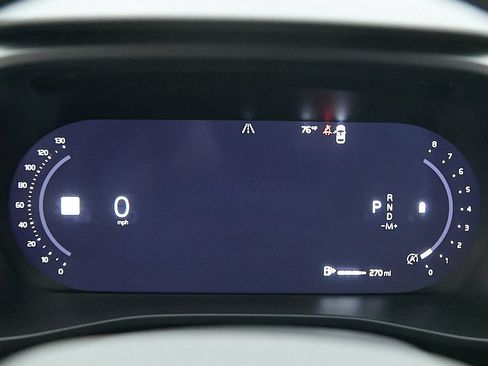 Certified 2026 Volvo XC40 B5 Plus AWD/4WD image 14