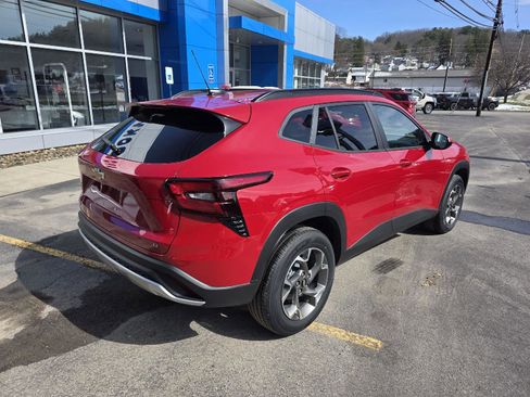 New 2026 Chevrolet Trax LT w/ LT Convenience Package image 7