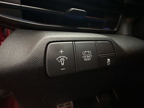 Certified 2025 Hyundai Elantra SEL FWD image 30