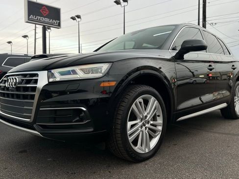 Used 2019 Audi Q5 Prestige w/ Prestige Package image 14