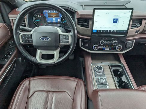 Used 2024 Ford Expedition Limited AWD/4WD image 10