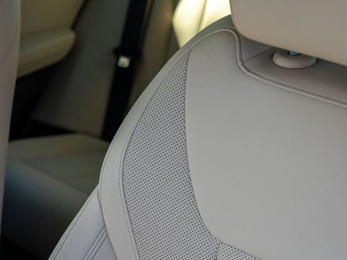 Used 2024 BMW X3 xDrive30i w/ Convenience Package w/ZPA image 19