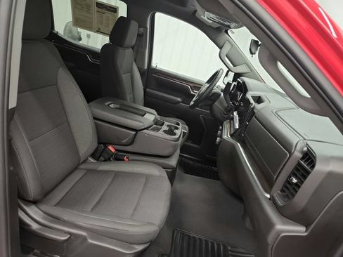 Used 2025 Chevrolet Silverado 1500 LT AWD/4WD image 38