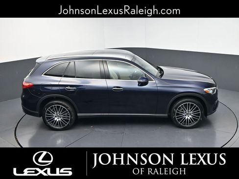 Used 2024 Mercedes-Benz GLC 300 4MATIC image 28