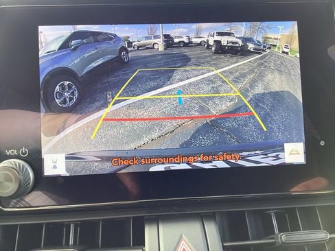 Used 2025 Toyota RAV4 XLE image 18