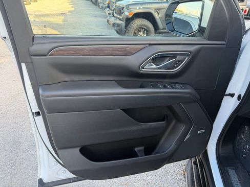 Used 2023 Chevrolet Tahoe LT image 12