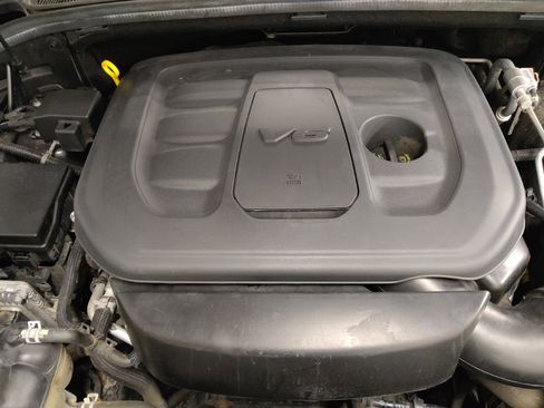 Used 2019 Jeep Grand Cherokee Limited w/ Luxury Group II image 30