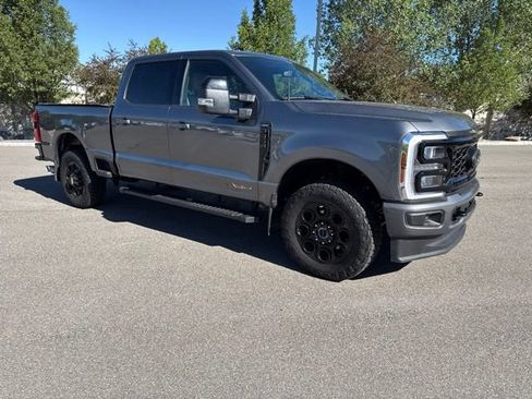 Used 2025 Ford F350 Lariat w/ Black Appearance Package AWD/4WD image 15