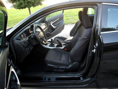 Used 2015 Honda Accord EX image 17