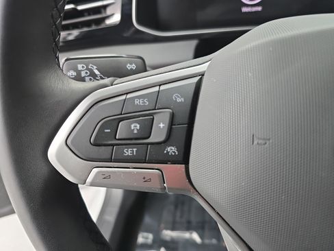 Certified 2025 Volkswagen Jetta Sport image 16