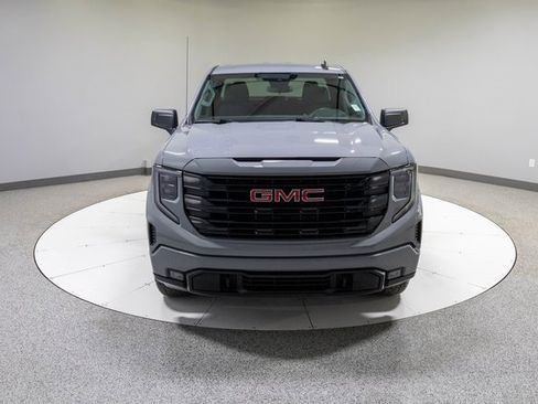 Used 2024 GMC Sierra 1500 Elevation image 3