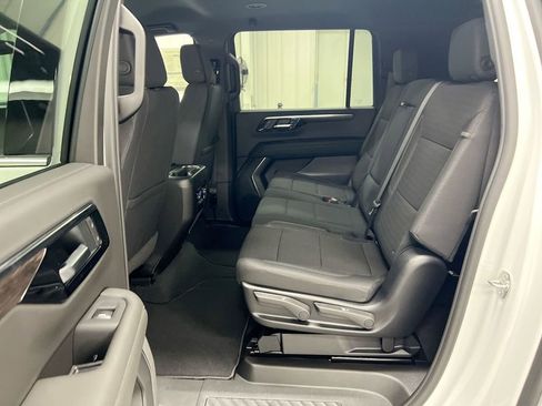 New 2026 Chevrolet Suburban LS AWD/4WD image 23