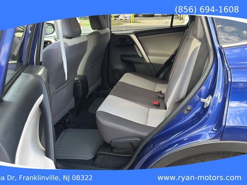 Used 2015 Toyota RAV4 LE AWD/4WD image 22