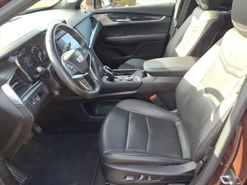 Certified 2023 Cadillac XT5 Premium Luxury image 1