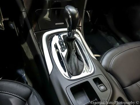 Used 2014 Buick Regal image 17