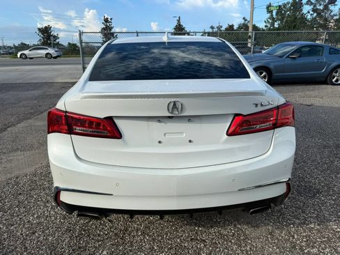 Used 2018 Acura TLX w/ Advance Package FWD image 3